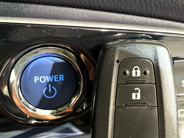 TOYOTA PRIUS 2016 Image 31