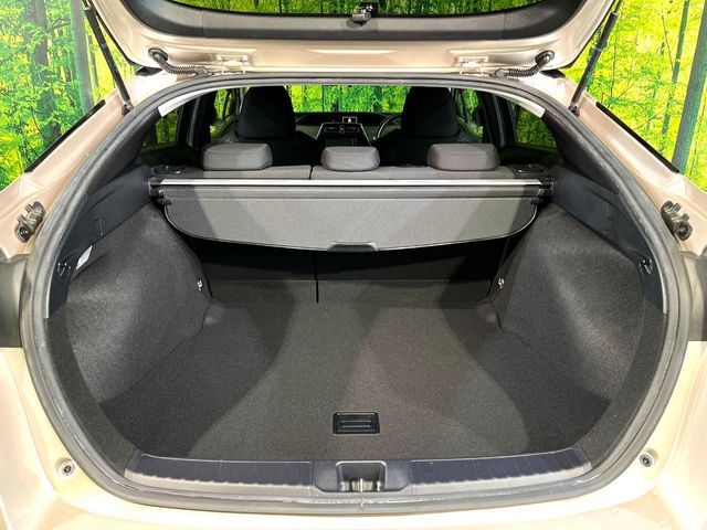 TOYOTA PRIUS 2016 Image 31