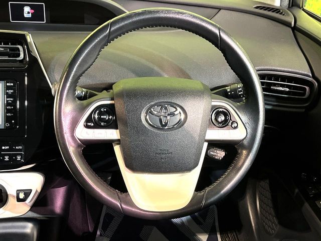 TOYOTA PRIUS 2016 Image 31