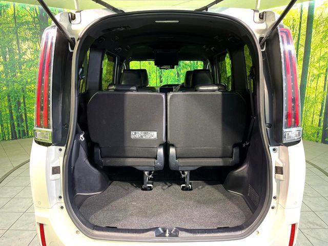 TOYOTA ESQUIRE 2019 Image 31