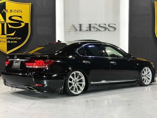 TOYOTA LEXUS LS460 2013 Image 31