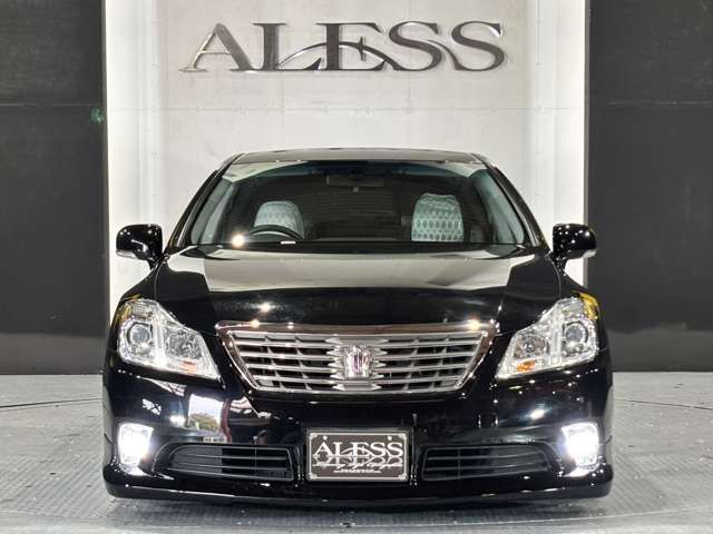 TOYOTA CROWN SEDAN 2010 Image 31