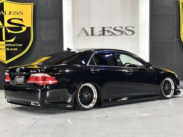 TOYOTA CROWN SEDAN 2010 Image 31