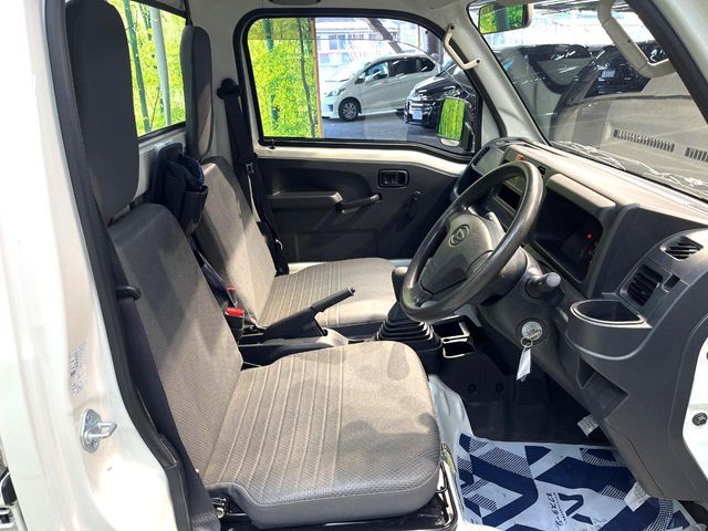 DAIHATSU HIJET TRUCK 4WD 2018 Image 31