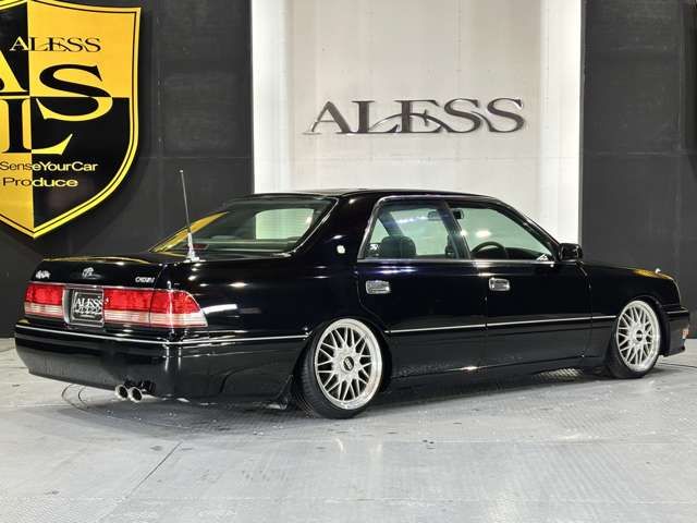 TOYOTA CROWN SEDAN 1998 Image 31