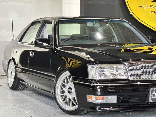 TOYOTA CROWN SEDAN 1998 Image 31