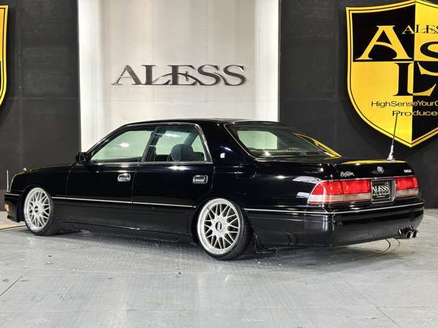 TOYOTA CROWN SEDAN 1998 Image 31