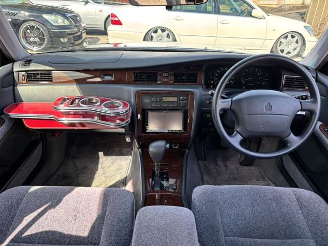 TOYOTA CROWN SEDAN 1998 Image 31