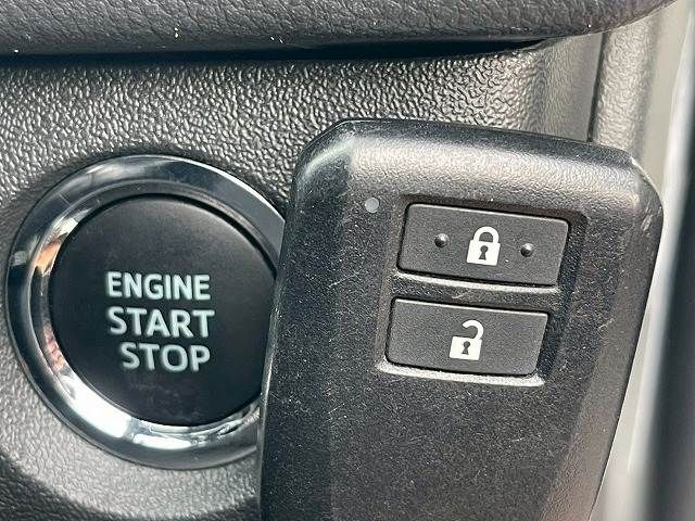 TOYOTA HIACE VAN 2WD 2023 Image 31