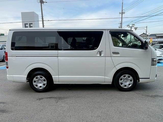 TOYOTA HIACE VAN 2WD 2023 Image 31
