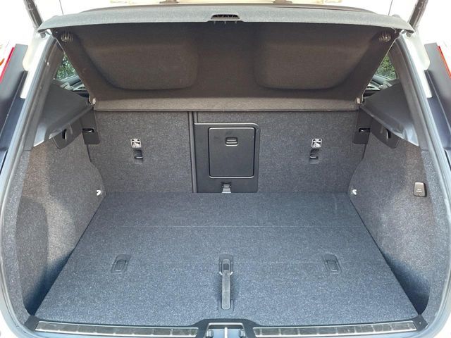 VOLVO XC40 2022 Image 31