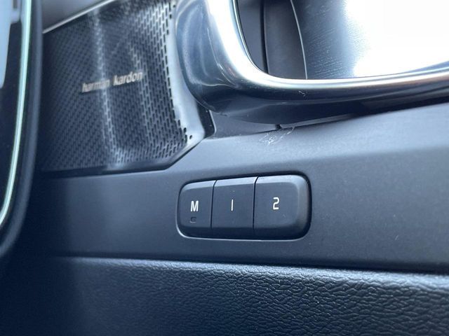 VOLVO XC40 2022 Image 31