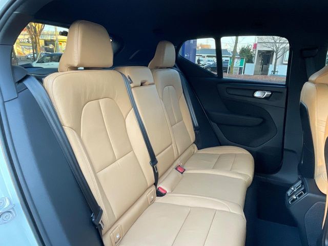 VOLVO XC40 2022 Image 31