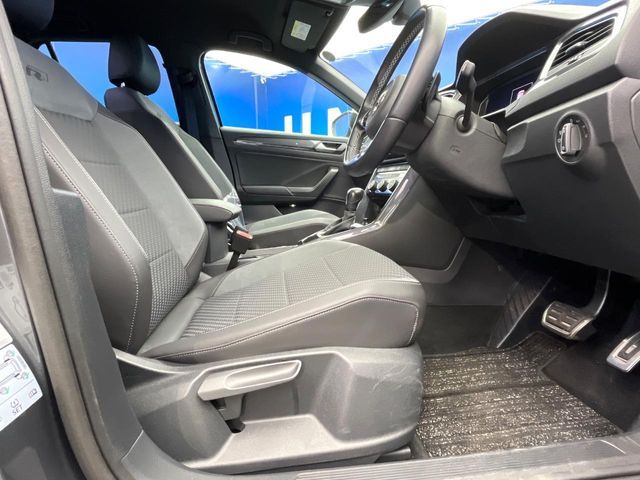 VOLKSWAGEN T-ROC 2020 Image 31