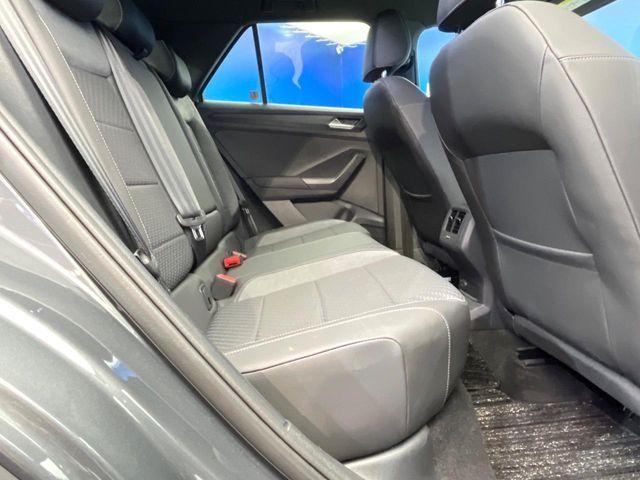 VOLKSWAGEN T-ROC 2020 Image 31