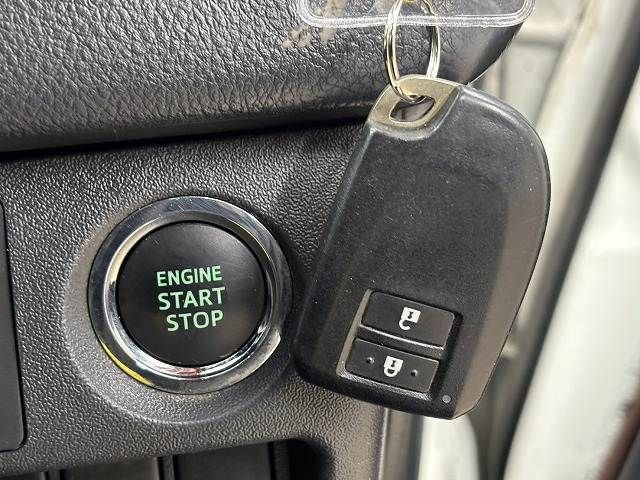 TOYOTA HIACE VAN 2WD 2018 Image 31