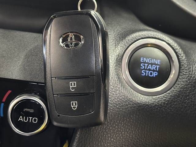 TOYOTA YARIS CROSS 2024 Image 31