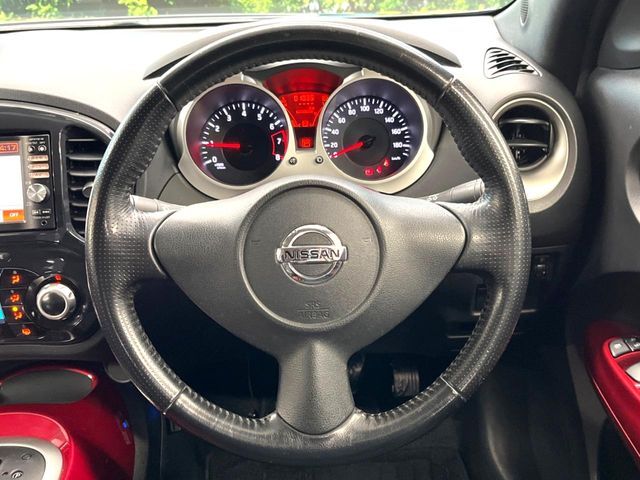 NISSAN JUKE 2012 Image 31