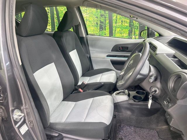 TOYOTA AQUA 2013 Image 31