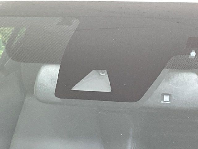 TOYOTA C-HR 2017 Image 31