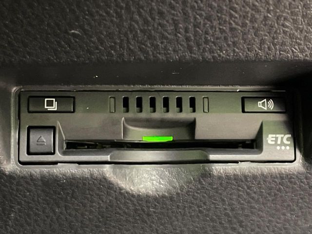 TOYOTA C-HR 2017 Image 31