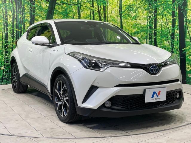 TOYOTA C-HR 2017 Image 31