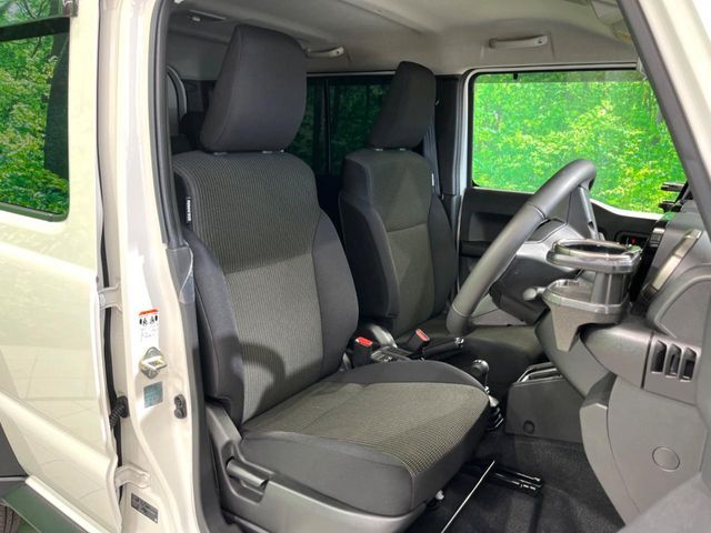 SUZUKI JIMNY NOMADE 2025 Image 31