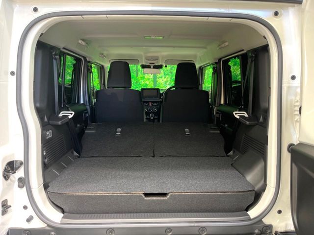 SUZUKI JIMNY NOMADE 2025 Image 31