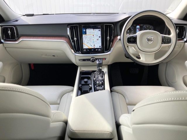 VOLVO V60 CROSS COUN 2019 Image 31