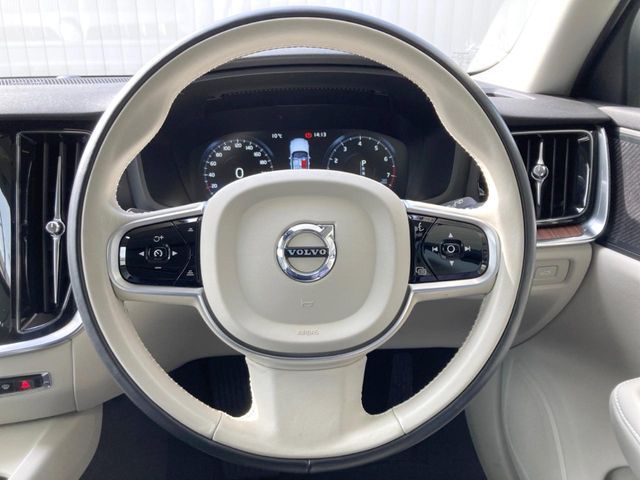 VOLVO V60 CROSS COUN 2019 Image 31