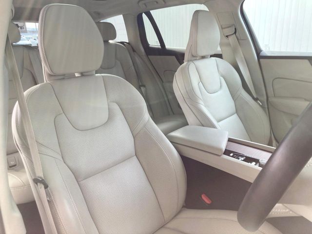 VOLVO V60 CROSS COUN 2019 Image 31