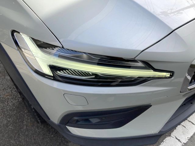 VOLVO V60 CROSS COUN 2019 Image 31