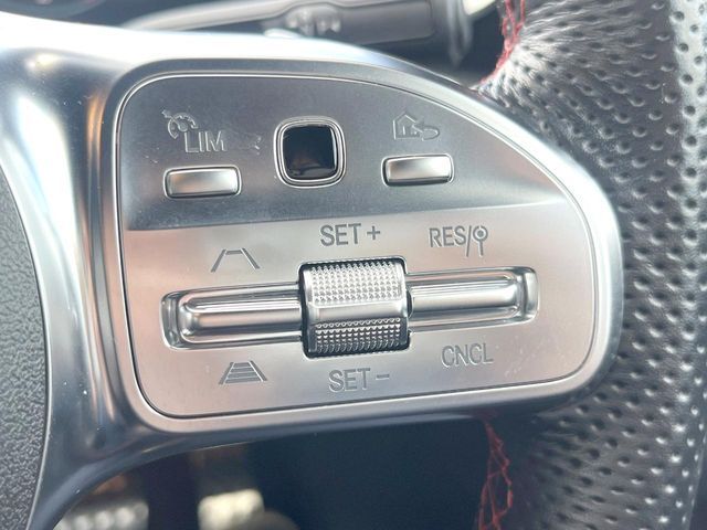 MERCEDES BENZ CLA SH 2021 Image 31