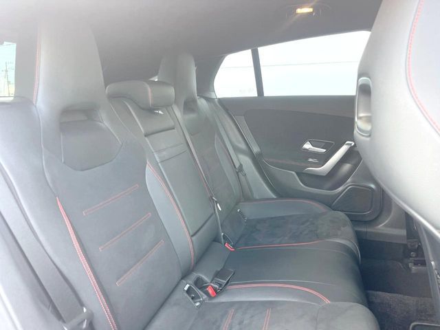 MERCEDES BENZ CLA SH 2021 Image 31