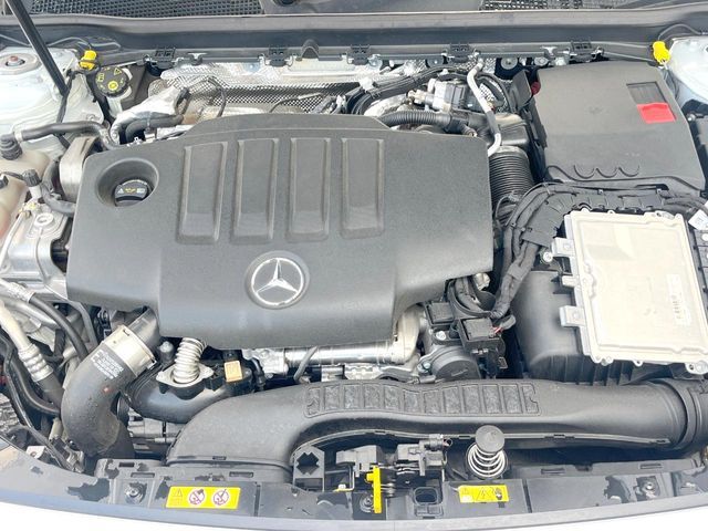 MERCEDES BENZ CLA SH 2021 Image 31