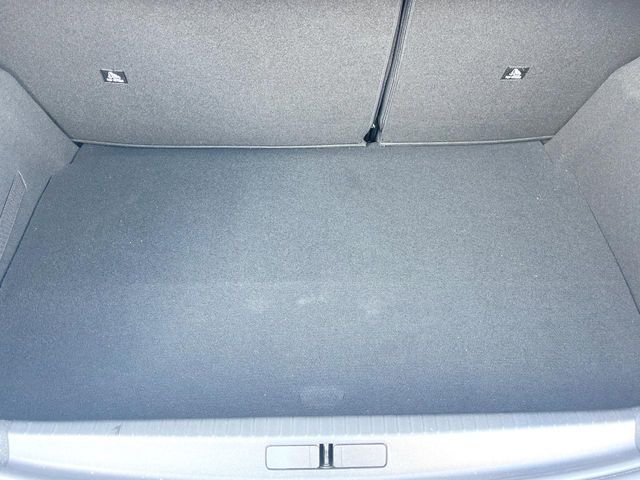 PEUGEOT 208 2020 Image 31