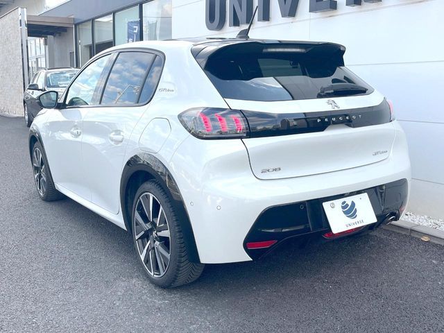 PEUGEOT 208 2020 Image 31