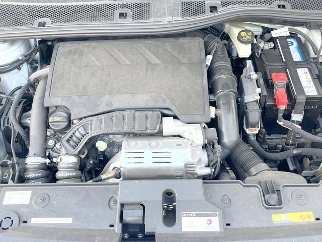 PEUGEOT 208 2020 Image 31