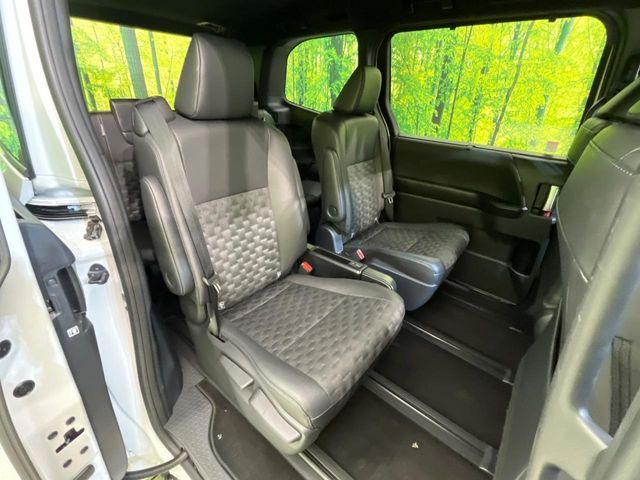 TOYOTA VOXY 2024 Image 31