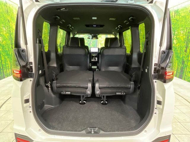 TOYOTA VOXY 2024 Image 31