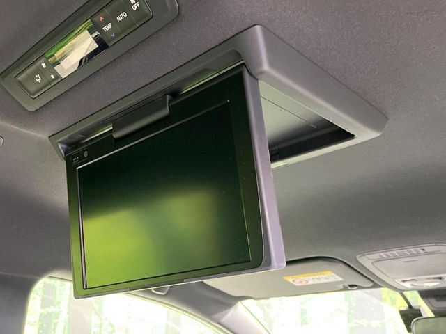 TOYOTA NOAH 2019 Image 31