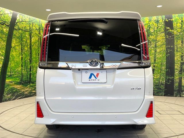 TOYOTA NOAH 2019 Image 31