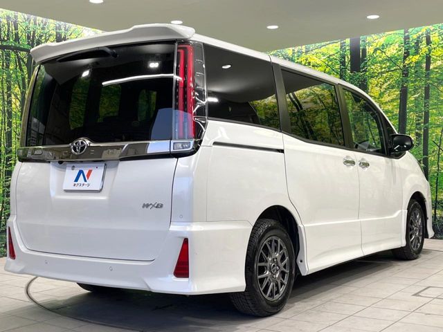 TOYOTA NOAH 2019 Image 31