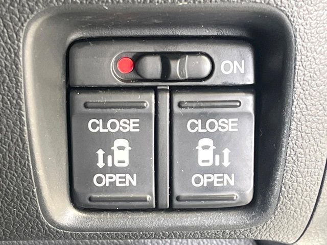 HONDA N BOX 2013 Image 31