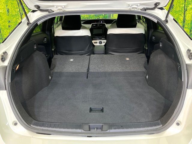 TOYOTA PRIUS 2017 Image 31