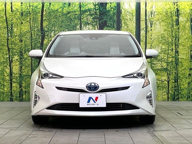 TOYOTA PRIUS 2017 Image 31