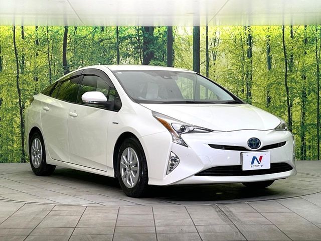 TOYOTA PRIUS 2017 Image 31