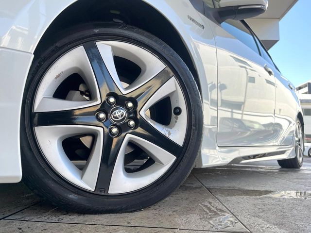 TOYOTA PRIUS 2016 Image 31