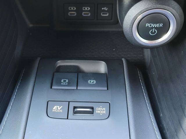 TOYOTA HARRIER HYBRID 2023 Image 31