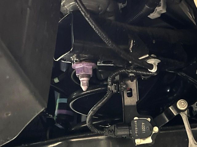 TOYOTA PRIUS PHV 2024 Image 31